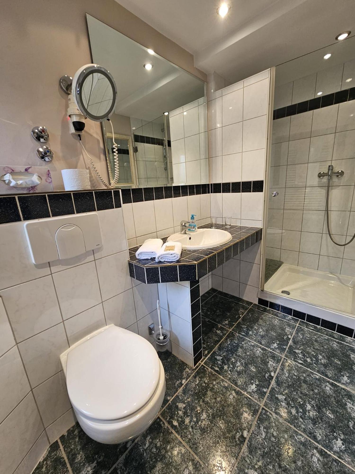 Malepartus Hotel Bad Schwalbach Buitenkant foto